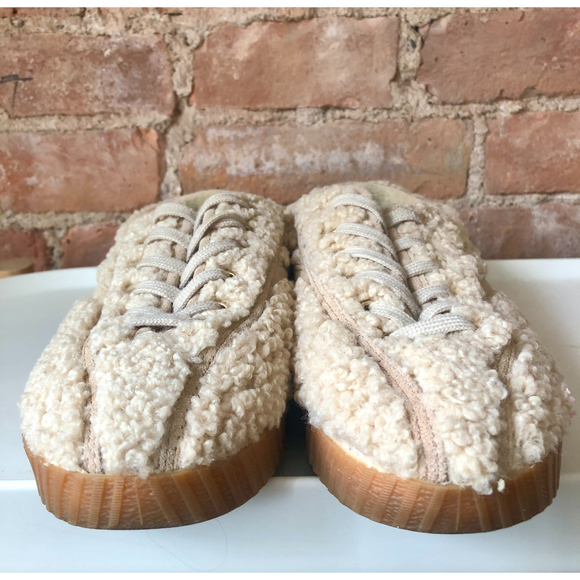 TRETORN Women's Faux Fur Sherpa Teddy Fleece Sneaker Nylite18plus  | Size 6.5 - Picture 3 of 11